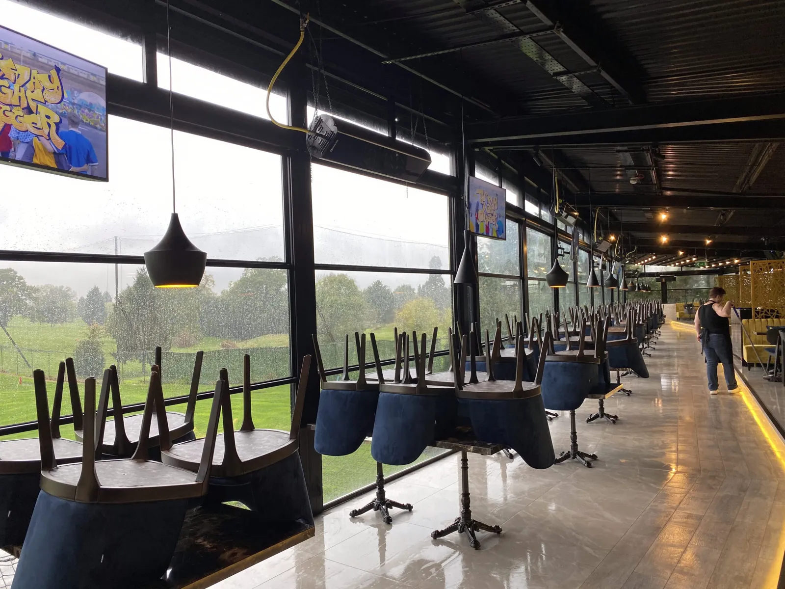 Hospitality terrace lighting